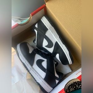 Kids Nike Panda Dunks